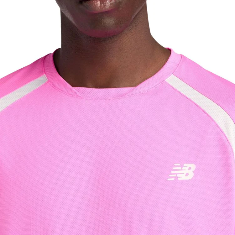 New Balance T-Shirt Tournament Novelty Heren Roze - Image 3